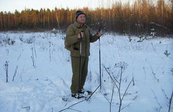 На лыжной прогулке зима 2012 лыжник Зажигин Н.В.